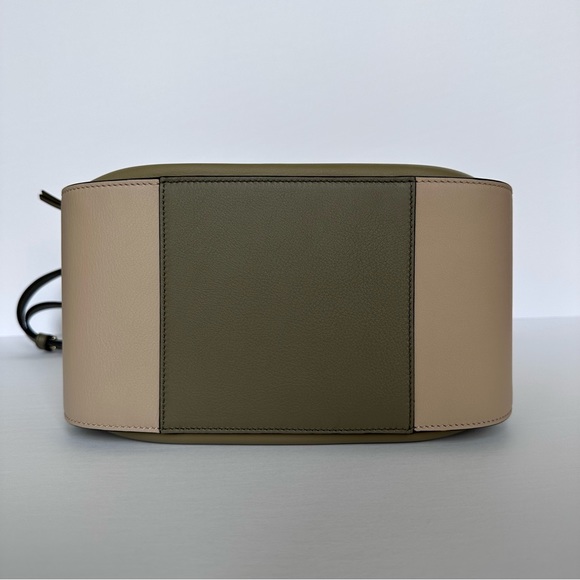 Loewe Small Hammock Bag in Classic Calfskin Tricolor Clay Green/Dusty Beige - Picture 8 of 15